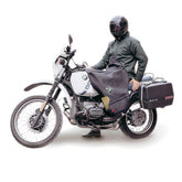 Coprigambe Termoscud Gaucho R117X, un coprigambe impermeabile e termico. In uso su moto. Di Tucano Urbano.